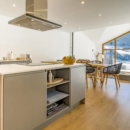 Chalet Kokono Luxury Andorra, *